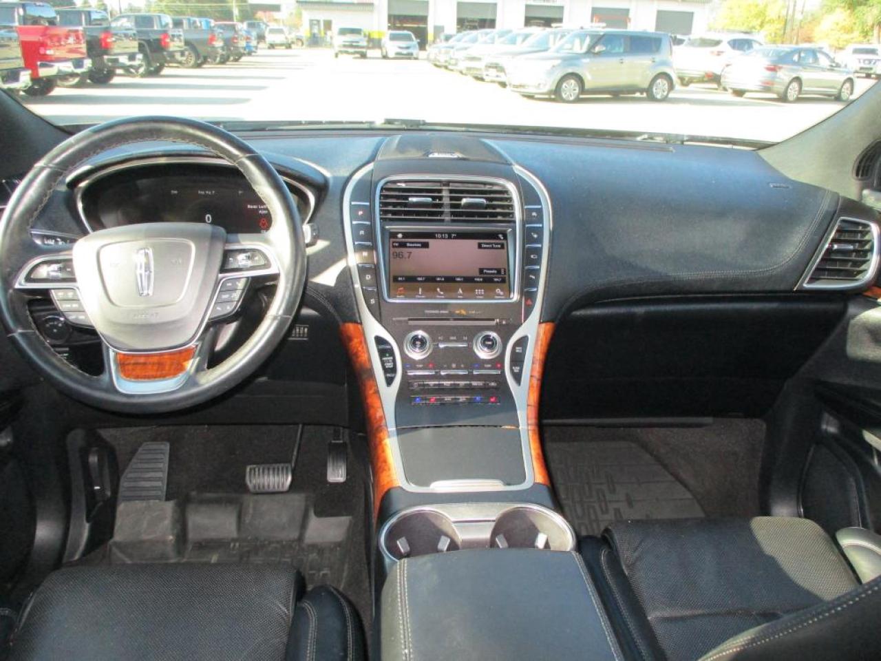 2019 Lincoln Nautilus Reserve AWD Photo20