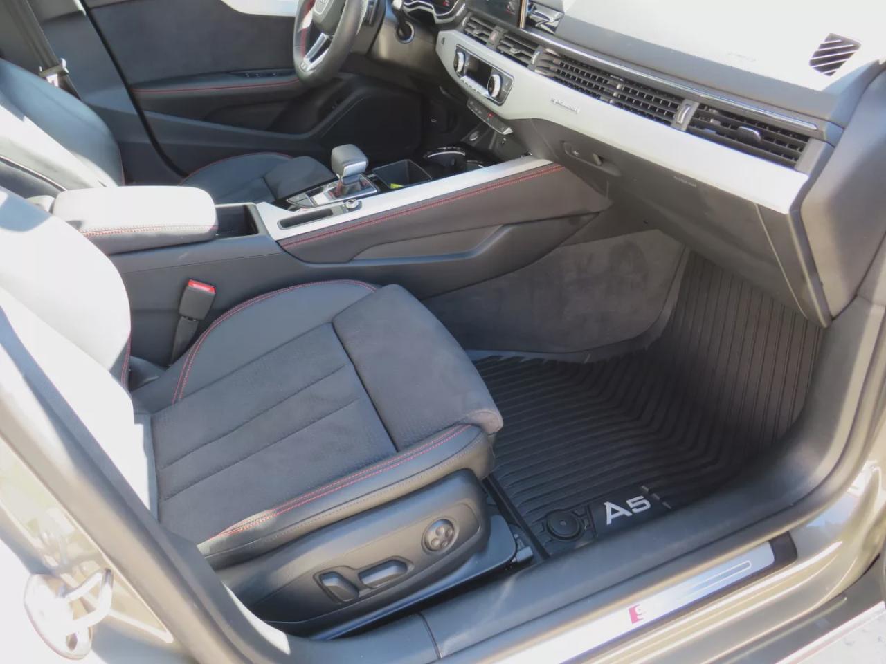 2024 Audi A5 Sportback Progressiv (**VERY LOW KM!!**ONE OWNER!!**CLEAN TITLE/NO ACCIDENTS!!**SAFETY/CERTIFIED!!**SPORTBACK**AWD**NAVIGATION**LEATHER TRIM**POWER SEATS**USB/AUX**DRIVE MODES**360 DEGREE REVERSE CAMERA**HEATED SEATS/STEERING WHEEL**SUNROOF**POWER TAILGATE**PUSH BU Photo