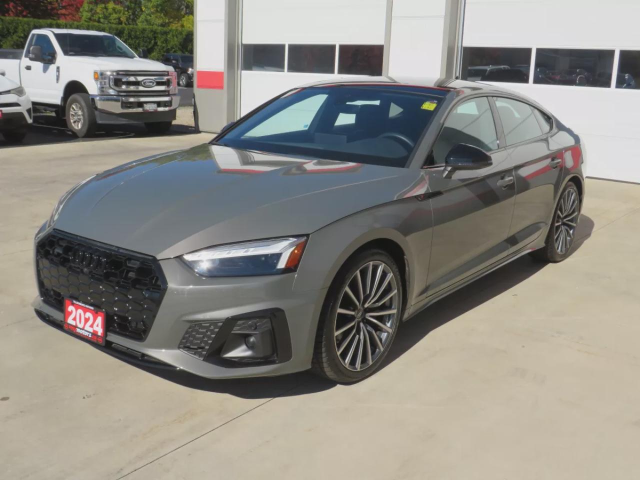 2024 Audi A5 Sportback Progressiv (**VERY LOW KM!!**ONE OWNER!!**CLEAN TITLE/NO ACCIDENTS!!**SAFETY/CERTIFIED!!**SPORTBACK**AWD**NAVIGATION**LEATHER TRIM**POWER SEATS**USB/AUX**DRIVE MODES**360 DEGREE REVERSE CAMERA**HEATED SEATS/STEERING WHEEL**SUNROOF**POWER TAILGATE**PUSH BU Photo