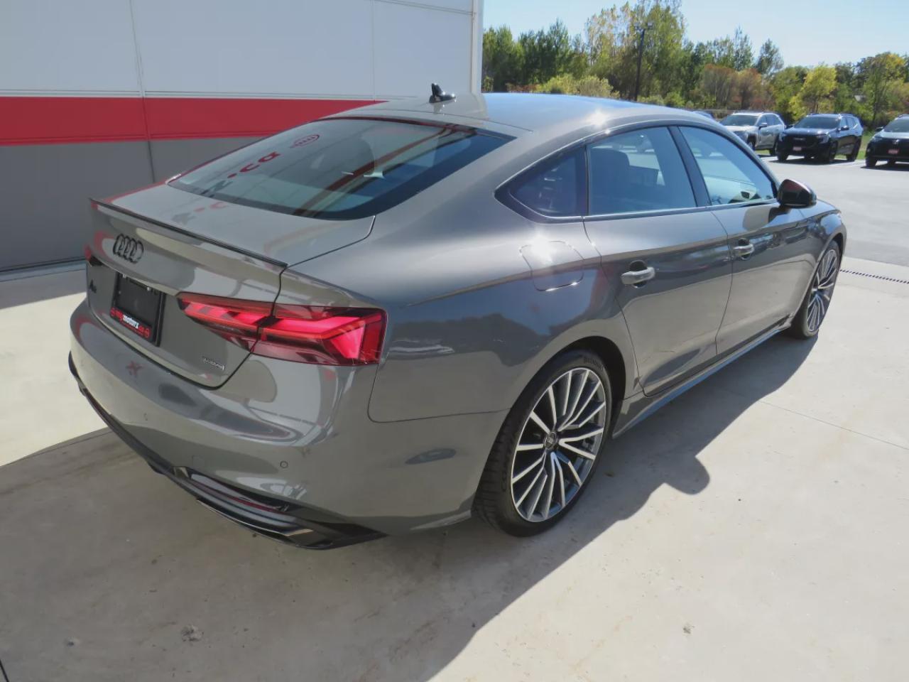 2024 Audi A5 Sportback Progressiv (**VERY LOW KM!!**ONE OWNER!!**CLEAN TITLE/NO ACCIDENTS!!**SAFETY/CERTIFIED!!**SPORTBACK**AWD**NAVIGATION**LEATHER TRIM**POWER SEATS**USB/AUX**DRIVE MODES**360 DEGREE REVERSE CAMERA**HEATED SEATS/STEERING WHEEL**SUNROOF**POWER TAILGATE**PUSH BU Photo