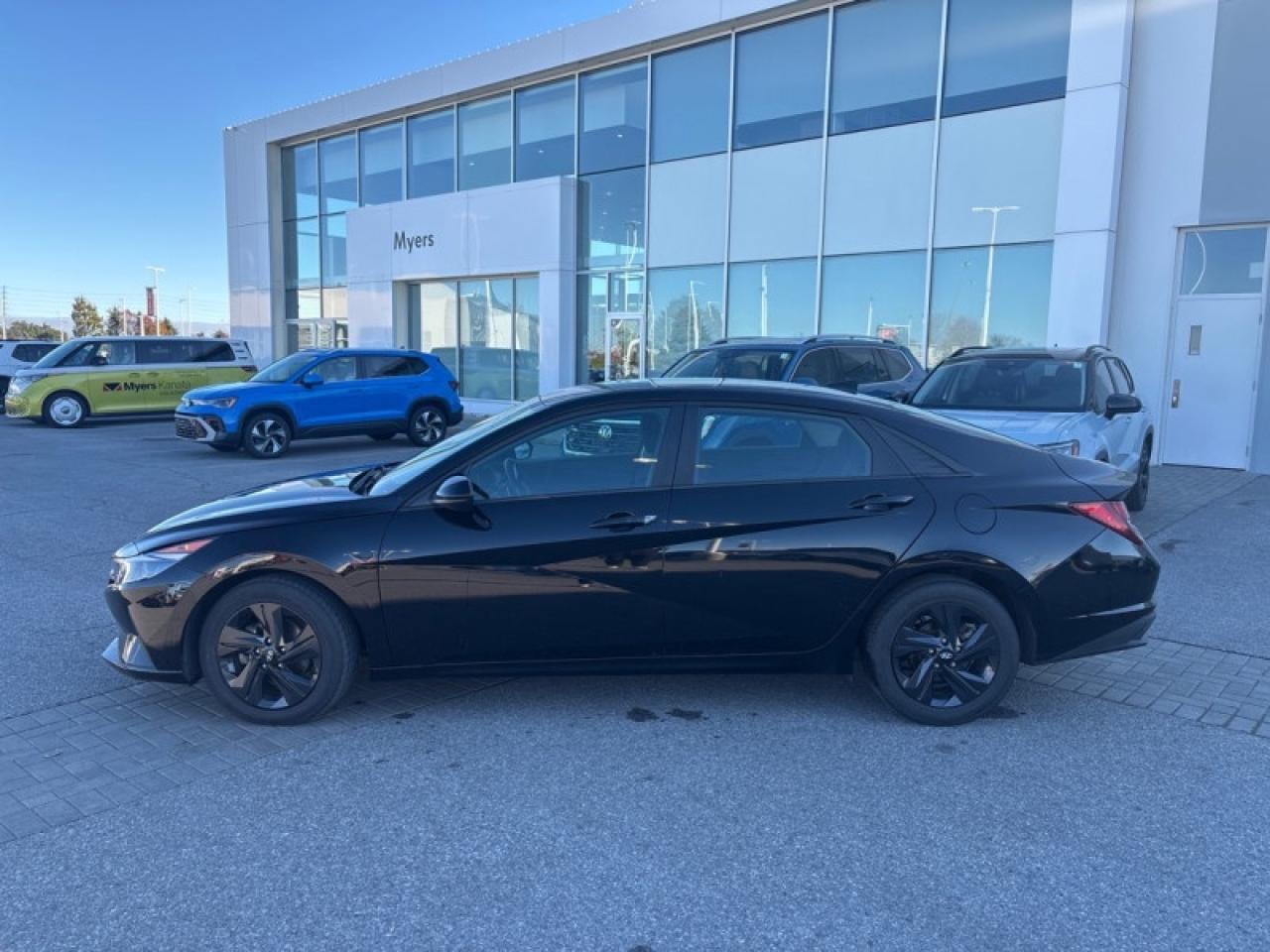 2022 Hyundai Elantra Preferred  -  Heated Seats Photo