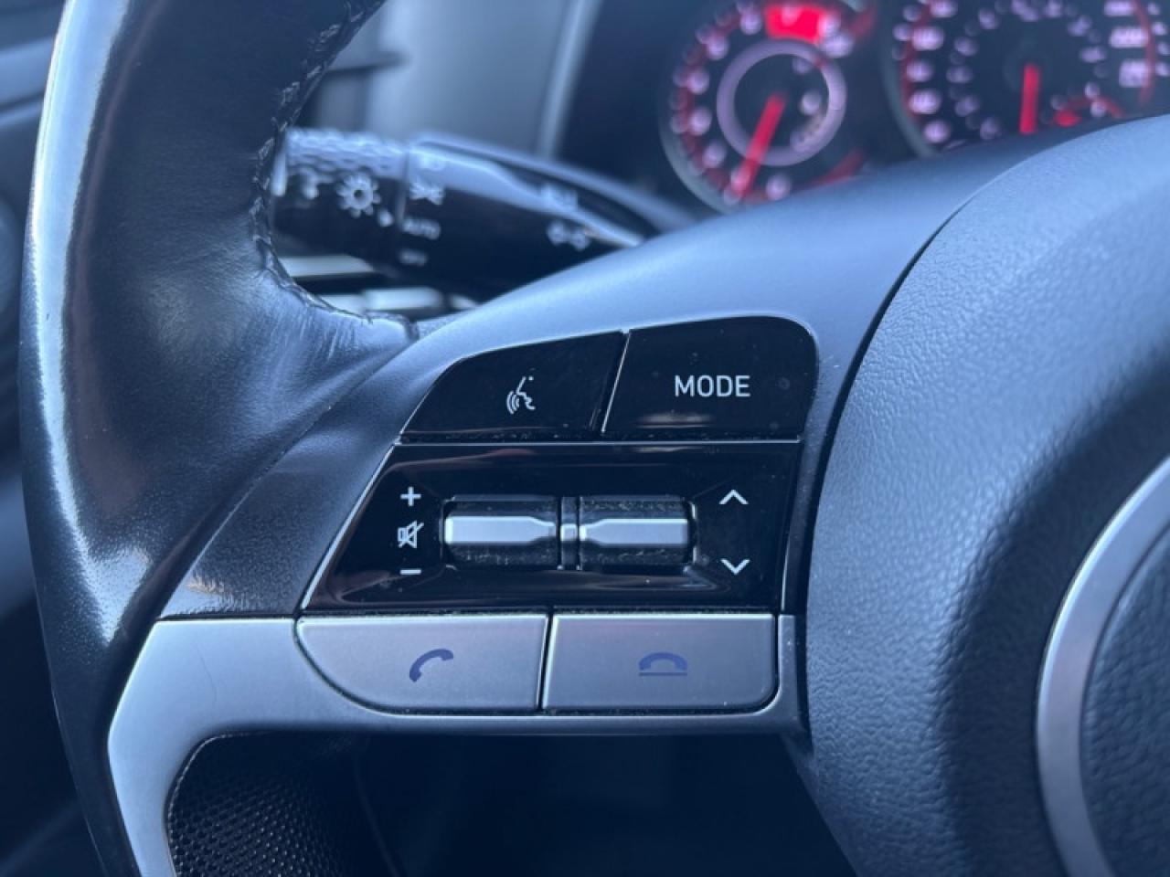 2022 Hyundai Elantra Preferred  -  Heated Seats Photo