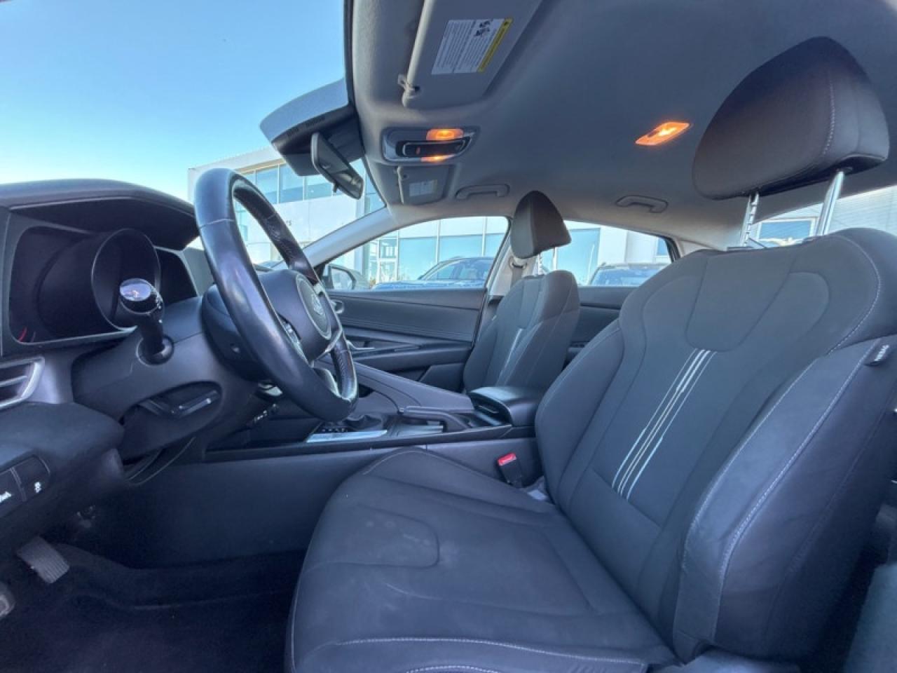 2022 Hyundai Elantra Preferred  -  Heated Seats Photo