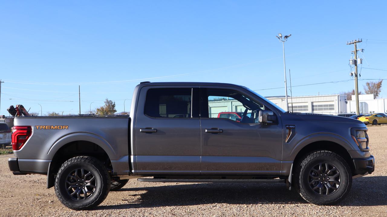 2025 Ford F-150 Tremor Photo4