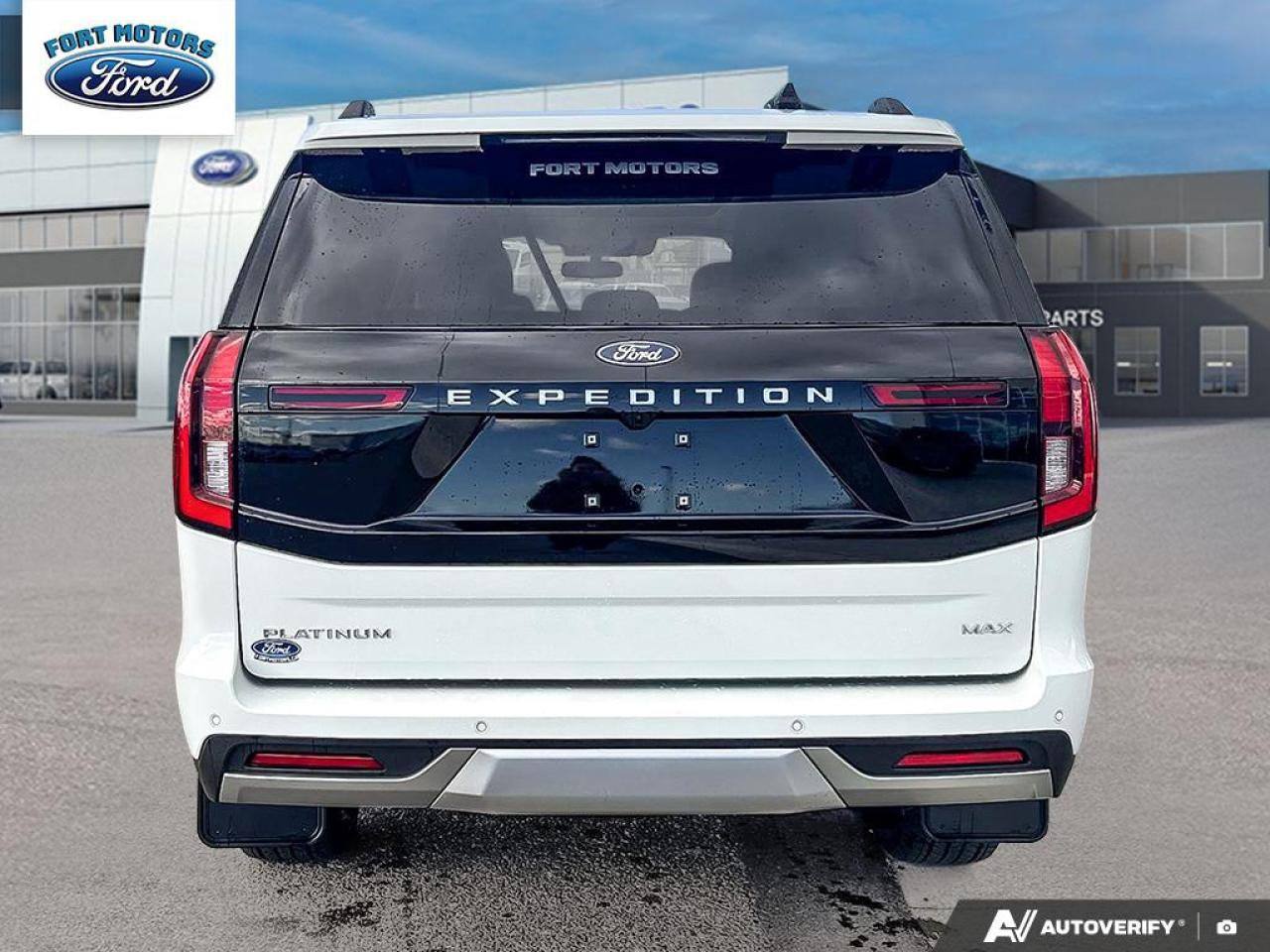 2025 Ford Expedition Platinum Max Photo4