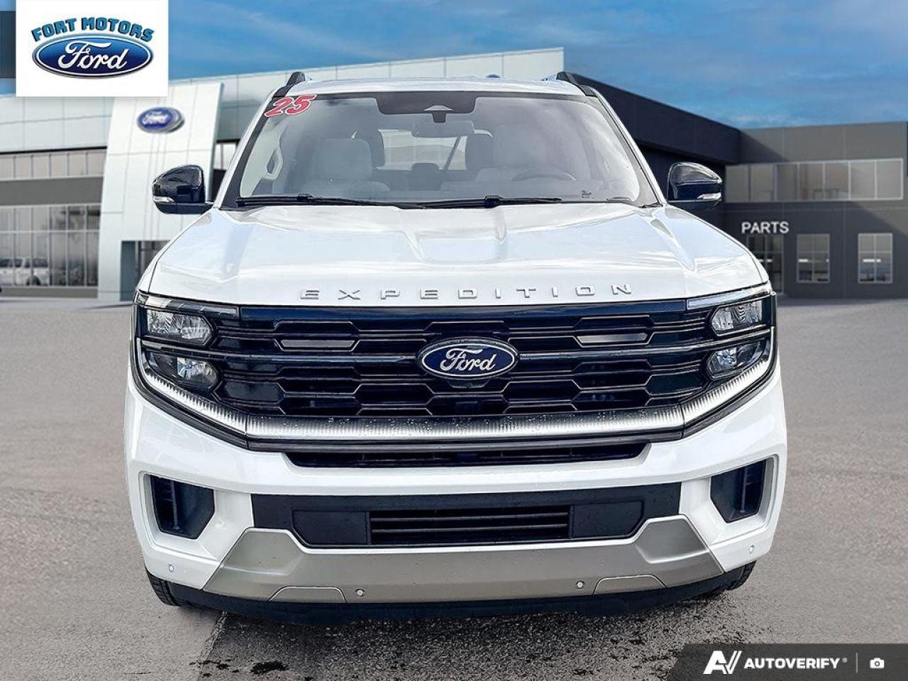 2025 Ford Expedition Platinum Max Photo