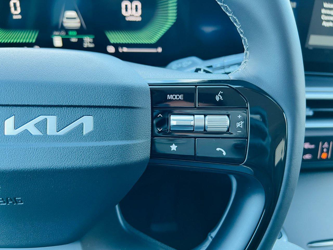 2026 Kia Sorento PHEV LX AWD Photo