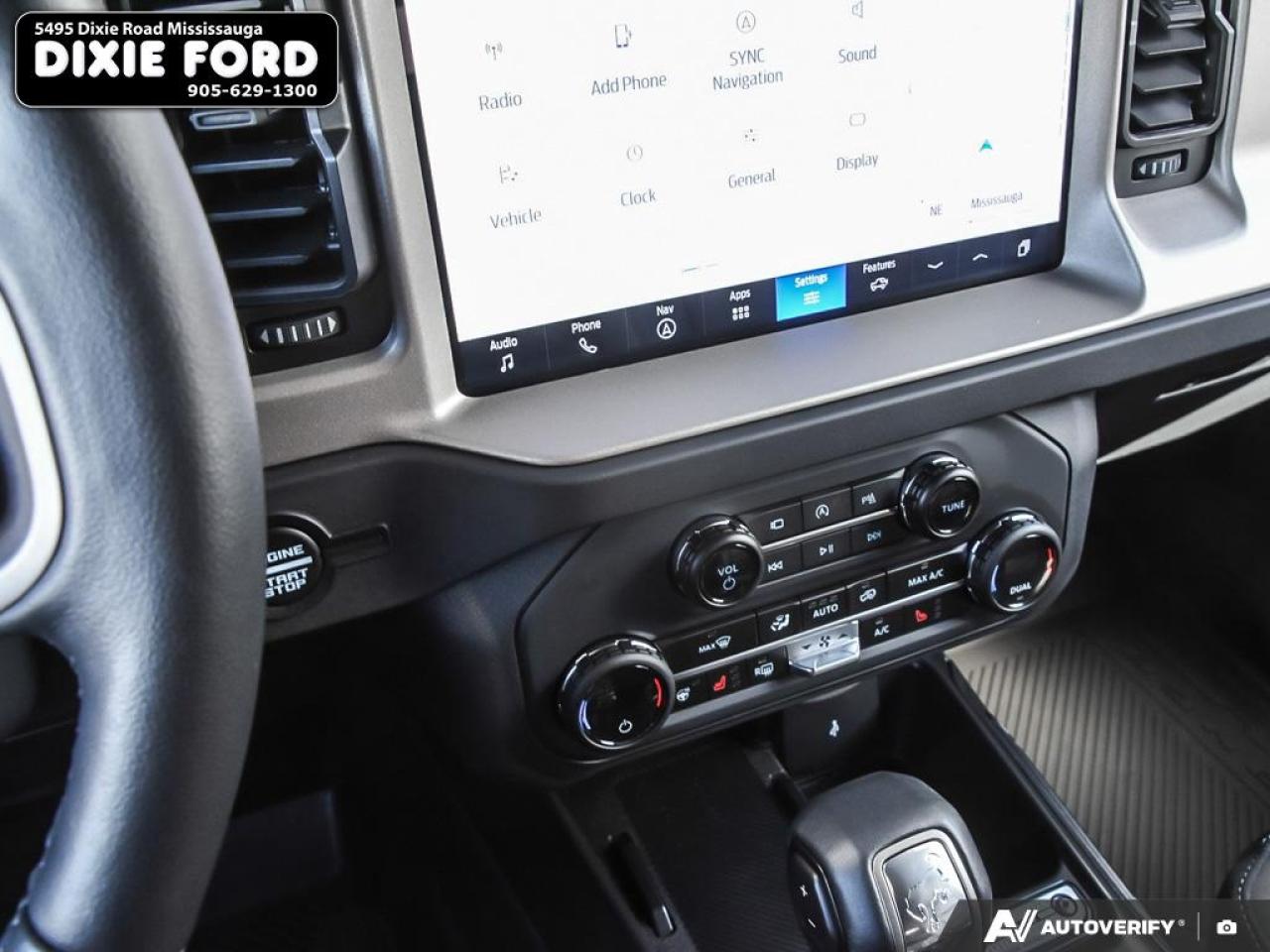 2025 Ford Bronco Outer Banks Photo