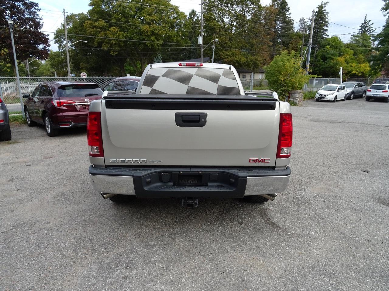 2007 GMC Sierra 1500 SLE - Photo #7
