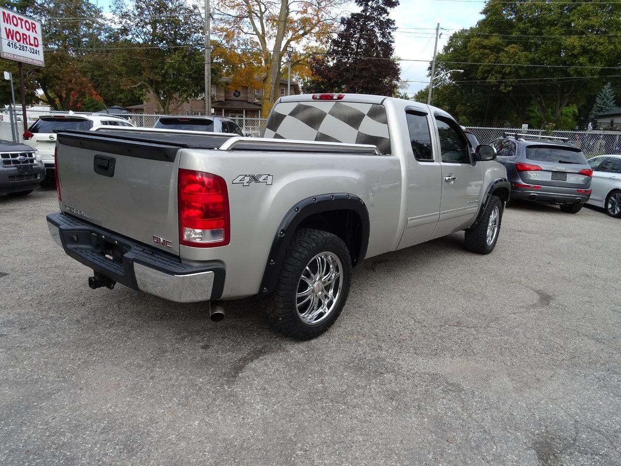 2007 GMC Sierra 1500 SLE - Photo #6
