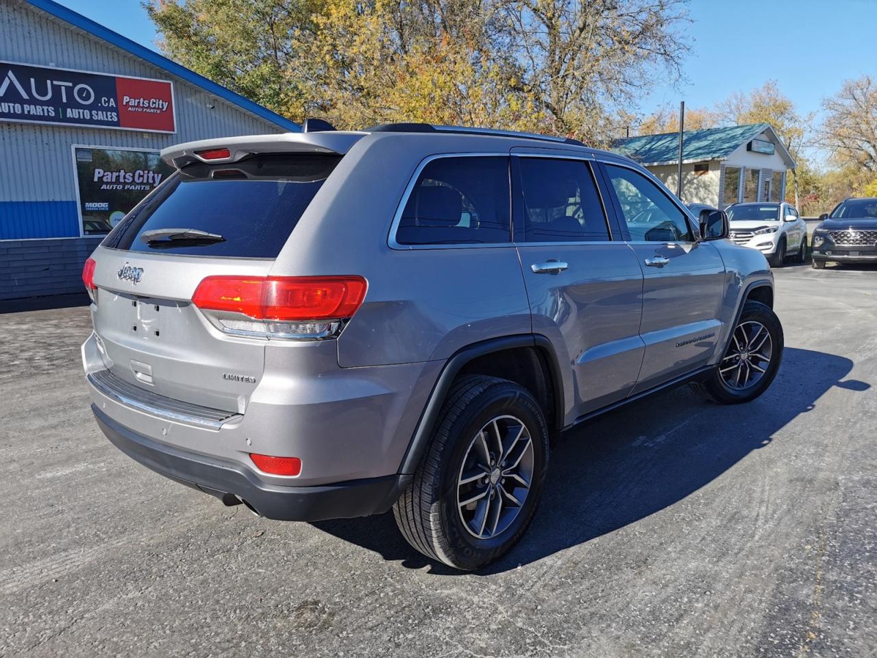 2017 Jeep Grand Cherokee Limited Photo4