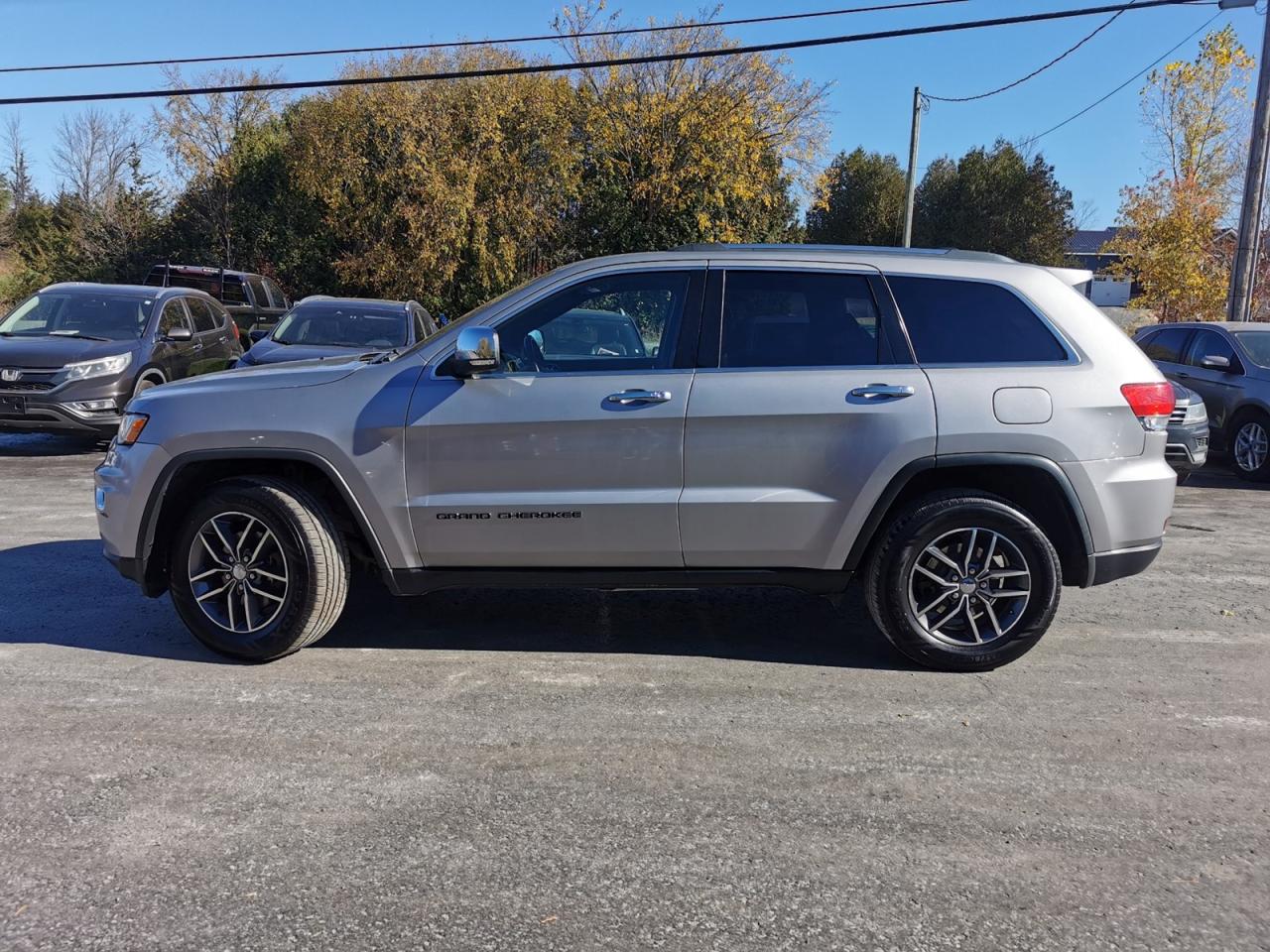 2017 Jeep Grand Cherokee Limited - Photo #2