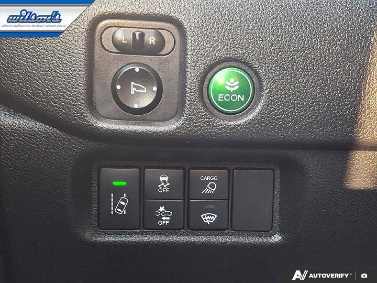 2019 Honda Ridgeline Sport AWD | Sunroof | Adaptive Cruise | CarPlay | Android Auto | Heated Seats | Rear Camera & More ! Photo