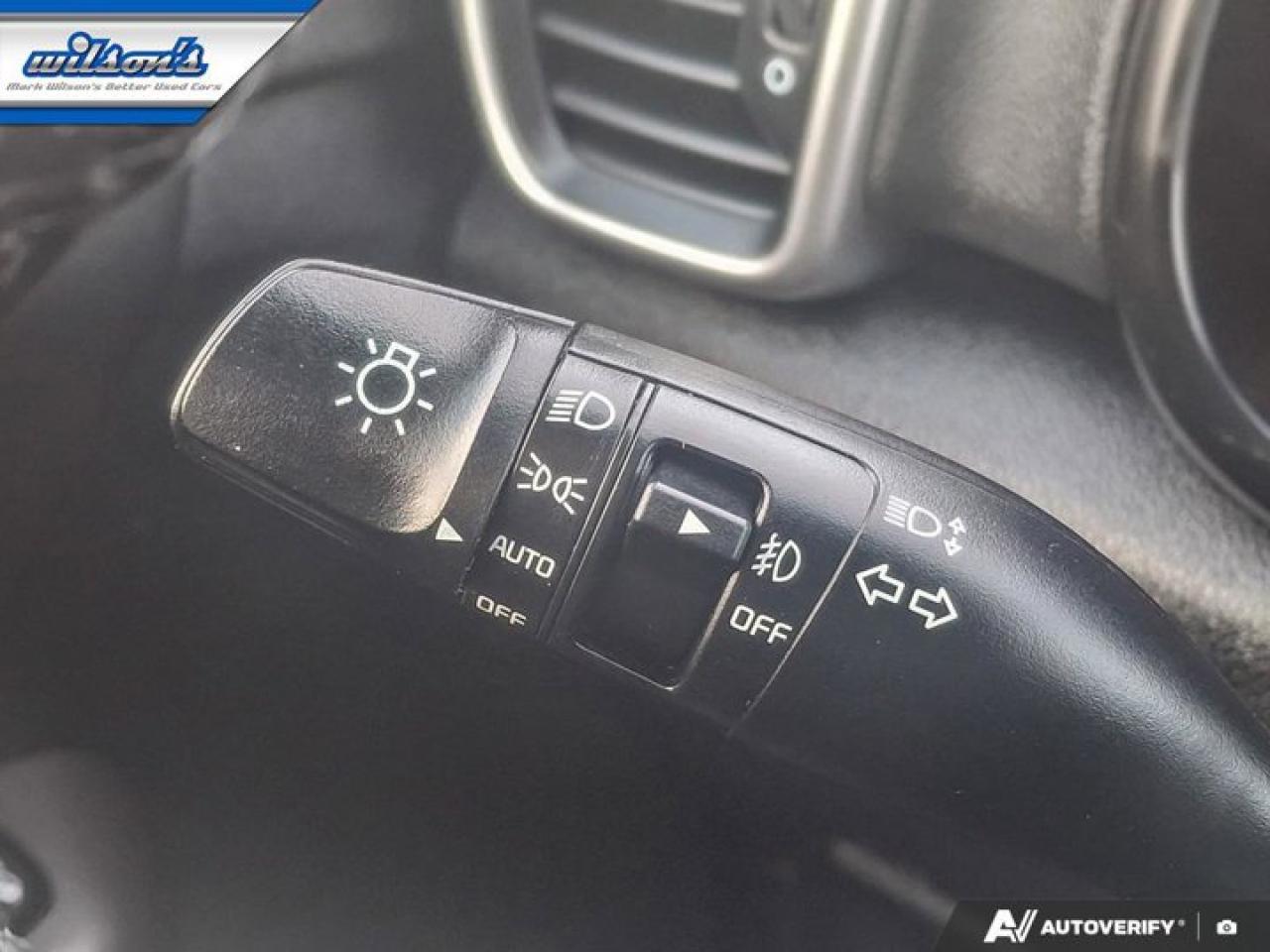 2022 Kia Sportage EX Premium S AWD | Leather | Panoroof | CarPlay | Android Auto | Heated Seats & Steering | and More! Photo