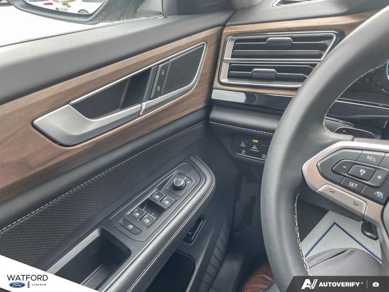 2024 Volkswagen Atlas Comfortline 2.0 TSI 4MOTION Photo