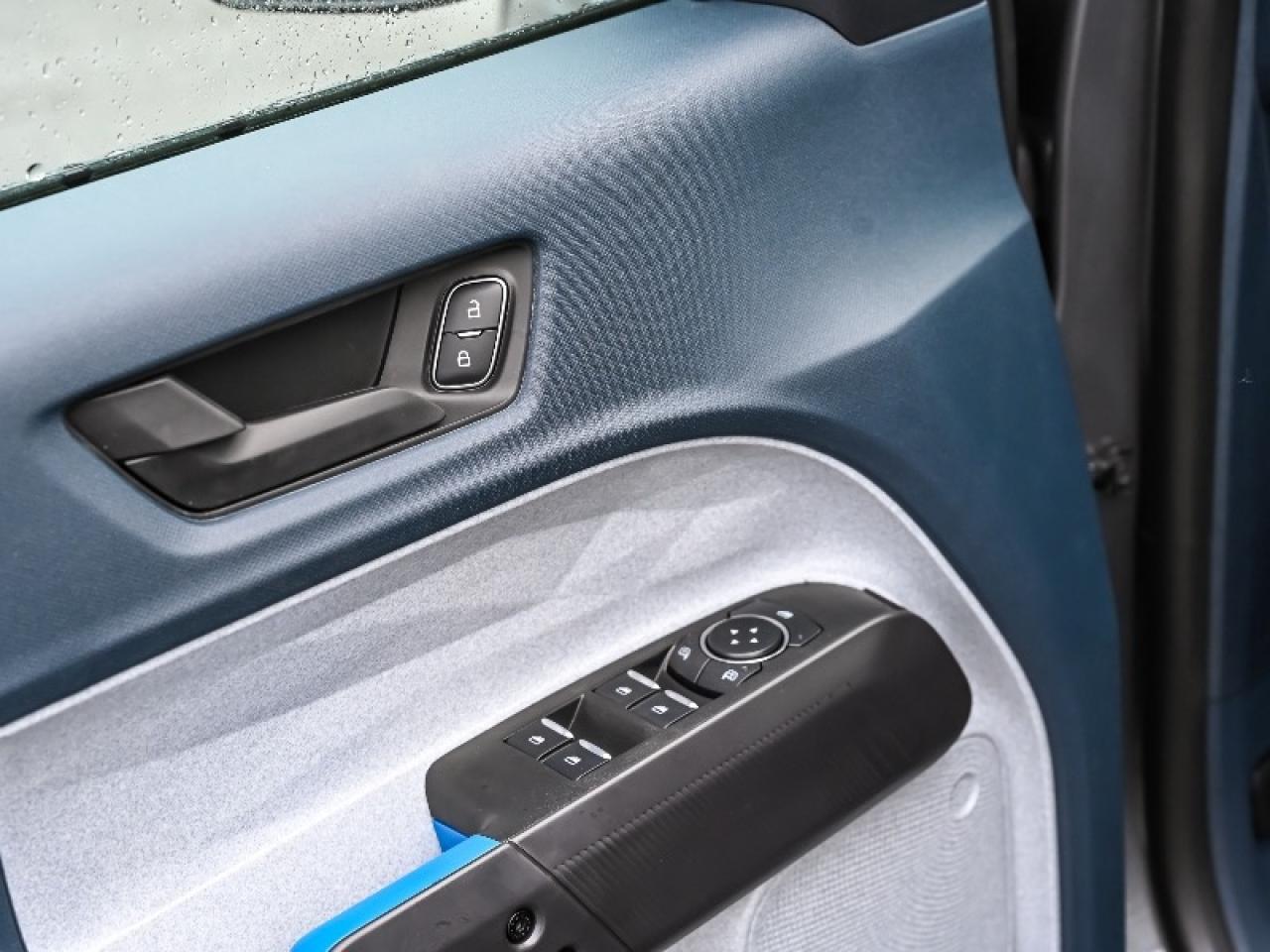 2025 Ford Maverick XLT Photo