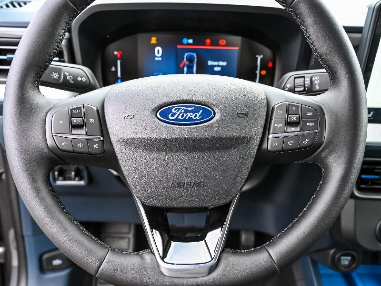 2025 Ford Maverick XLT Photo