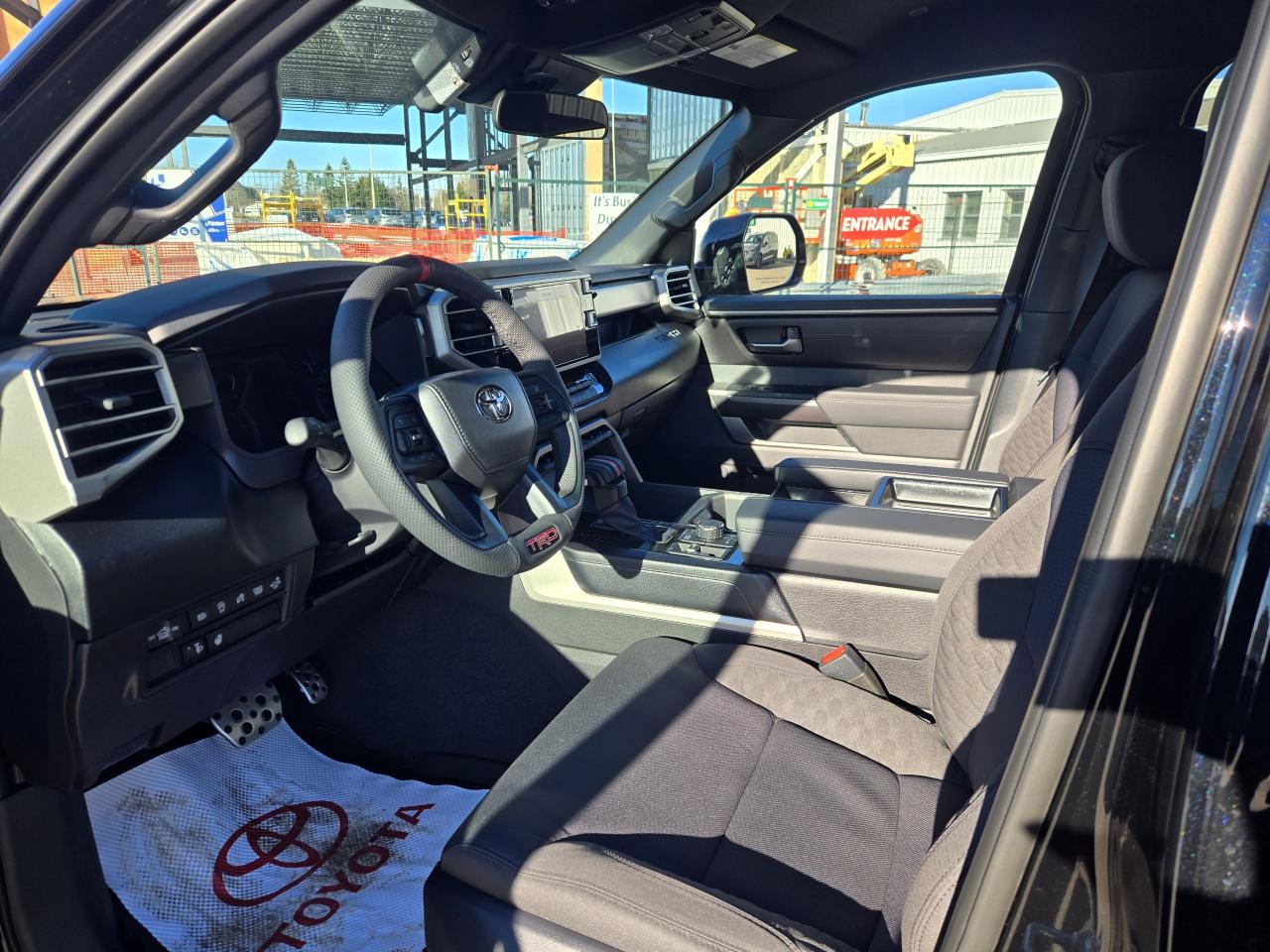 2026 Toyota Tundra SR5 TRD OFF ROAD Photo