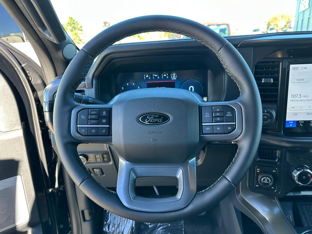 2025 Ford F-150 Lariat 4WD SuperCrew 5.5' Box Photo