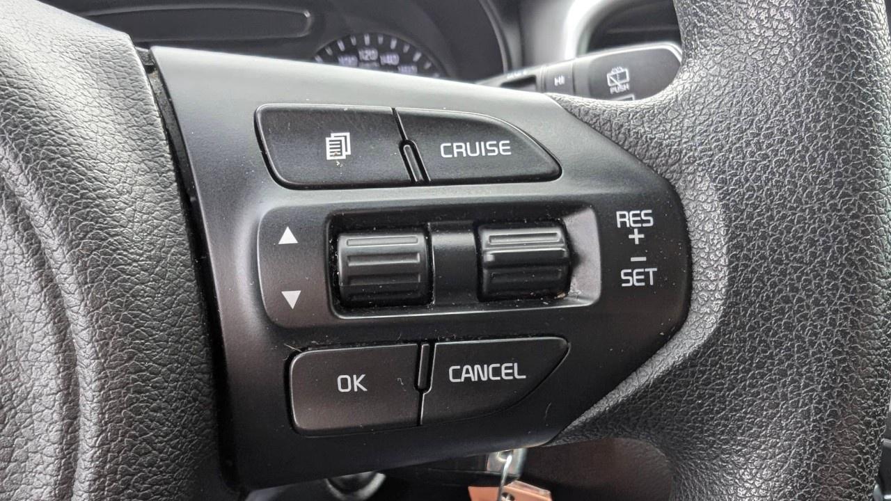 2017 Kia Sorento FWD 4DR LX Photo