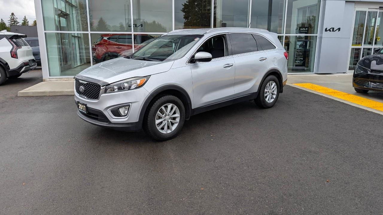 2017 Kia Sorento FWD 4DR LX Photo0