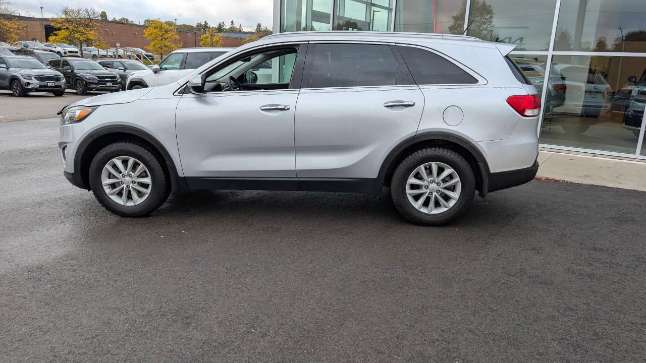 2017 Kia Sorento FWD 4DR LX Photo
