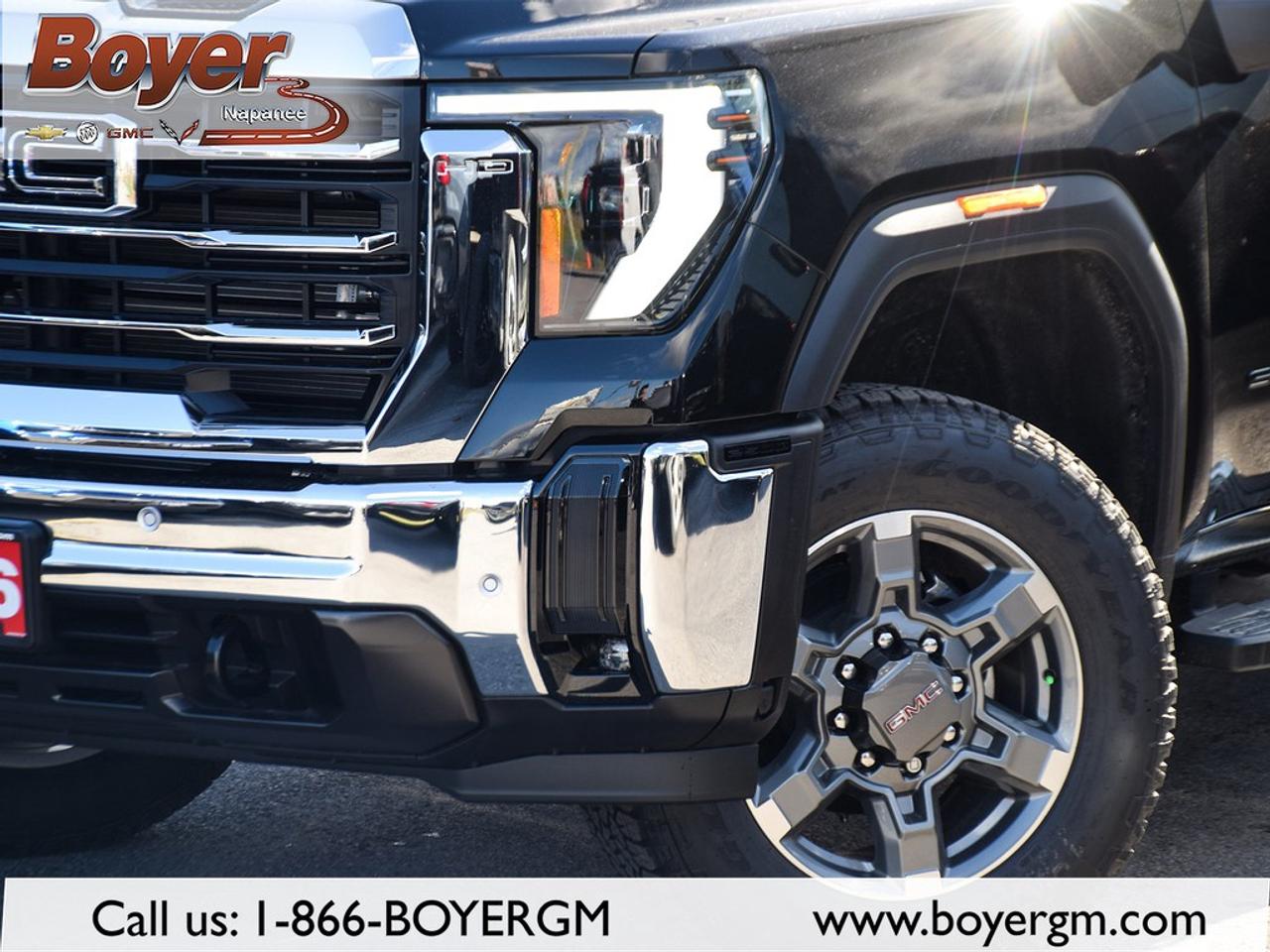 2026 GMC Sierra 2500 HD Crew Cab Standard Box 4-Wheel Drive SLT Photo
