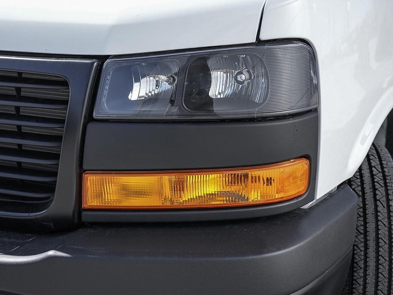 2025 GMC Savana Cargo Van 2500 Extended Wheelbase Rear-Wheel Drive Photo