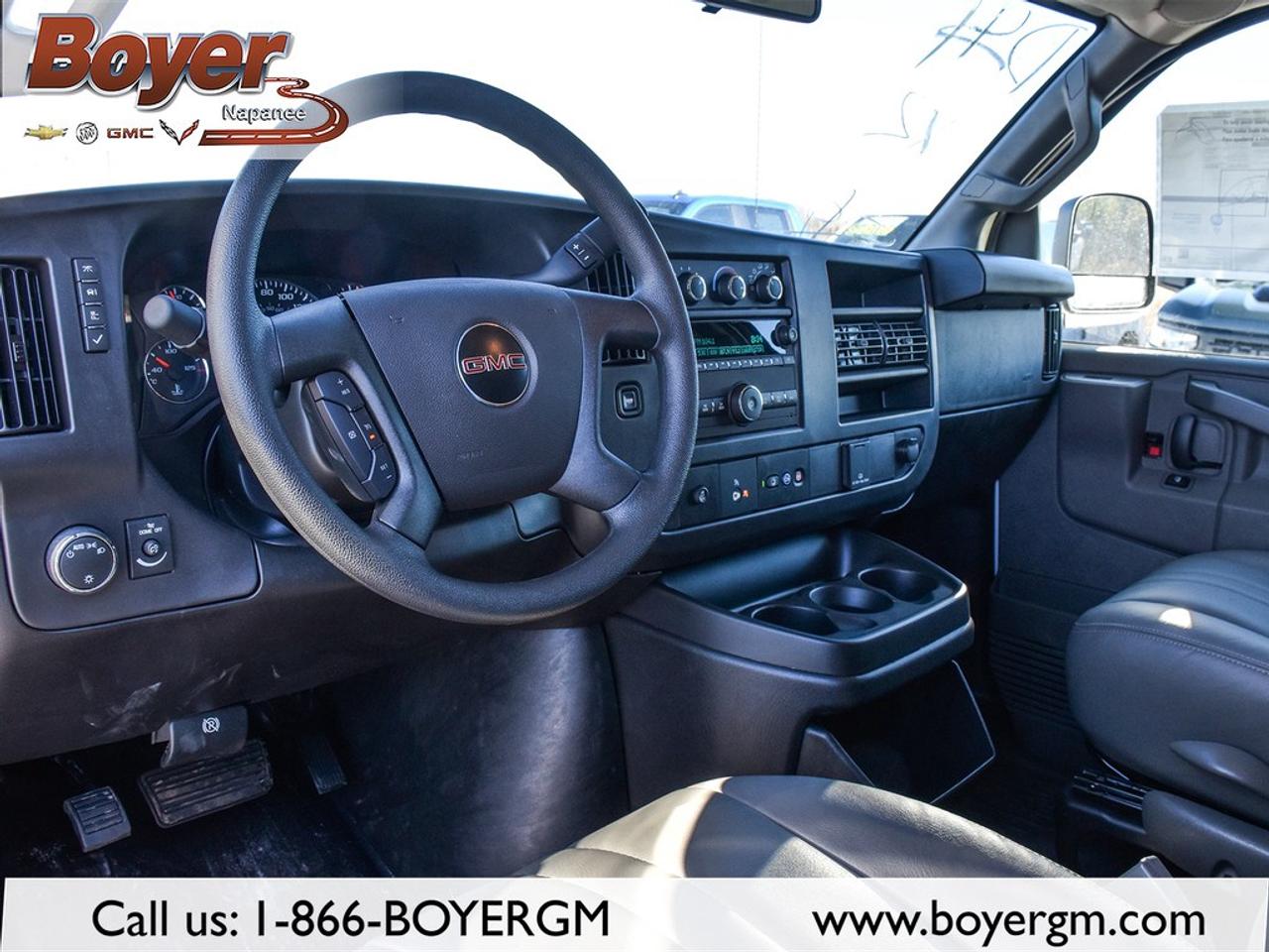 2025 GMC Savana Cargo Van 2500 Extended Wheelbase Rear-Wheel Drive Photo