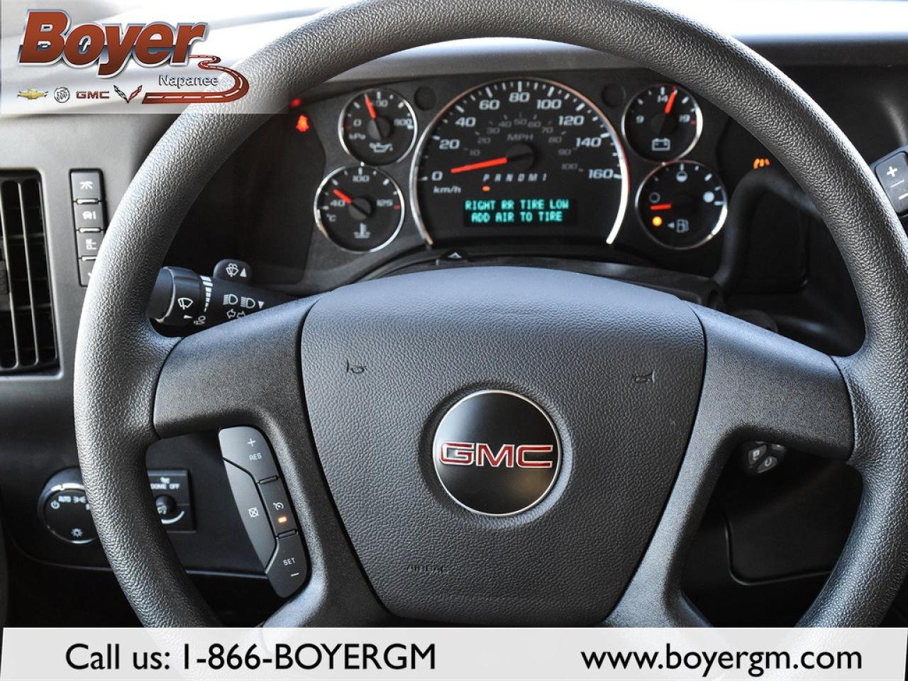 2025 GMC Savana Cargo Van 2500 Extended Wheelbase Rear-Wheel Drive Photo