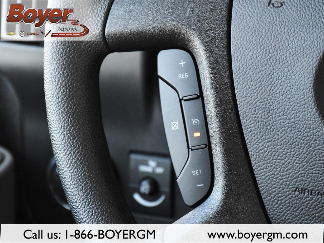 2025 GMC Savana Cargo Van 2500 Extended Wheelbase Rear-Wheel Drive Photo