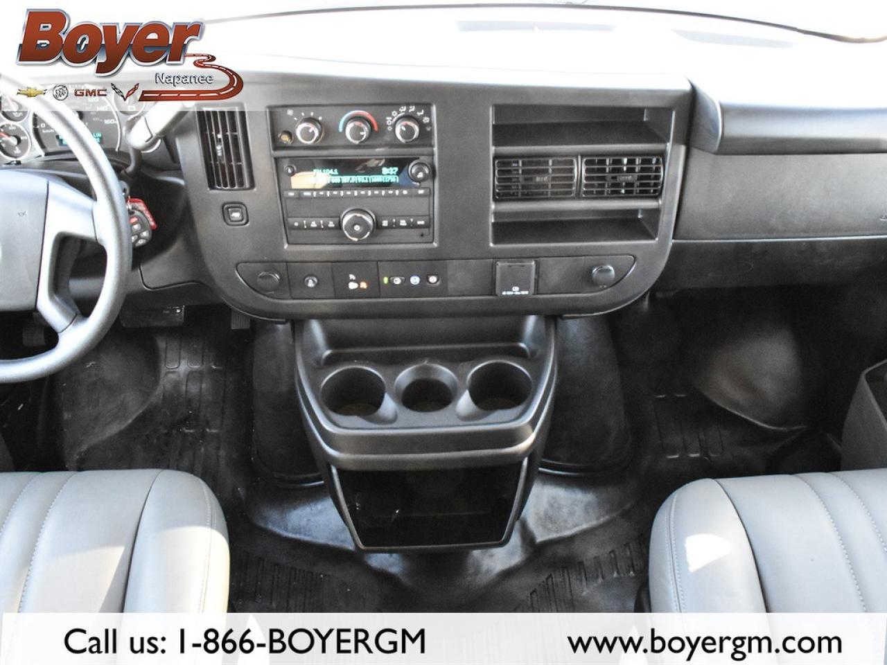 2025 GMC Savana Cargo Van 2500 Extended Wheelbase Rear-Wheel Drive Photo