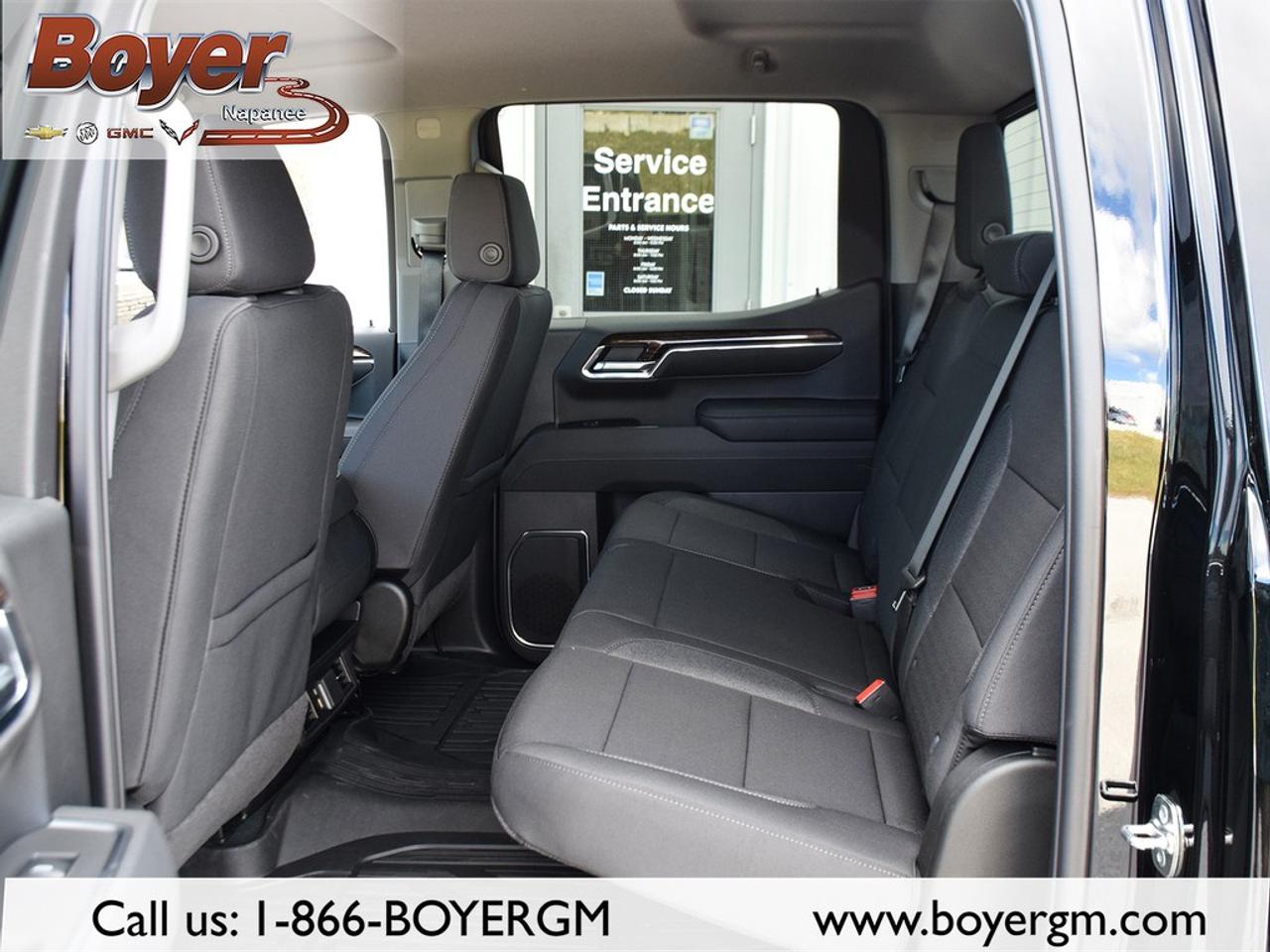 2026 GMC Sierra 1500 Crew Cab Short Box 4-Wheel Drive SLE Photo