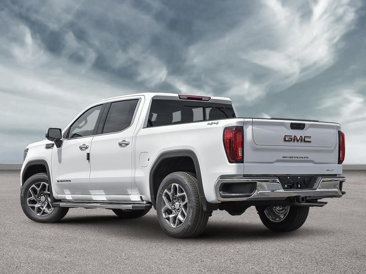 2026 GMC Sierra 1500 Crew Cab Short Box 4-Wheel Drive SLT Photo3