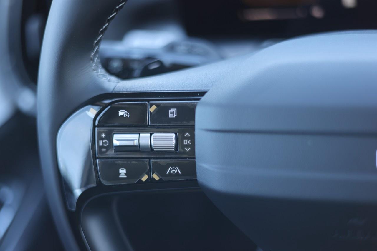 2026 Kia Sorento Plug-In Hybrid LX AWD Photo