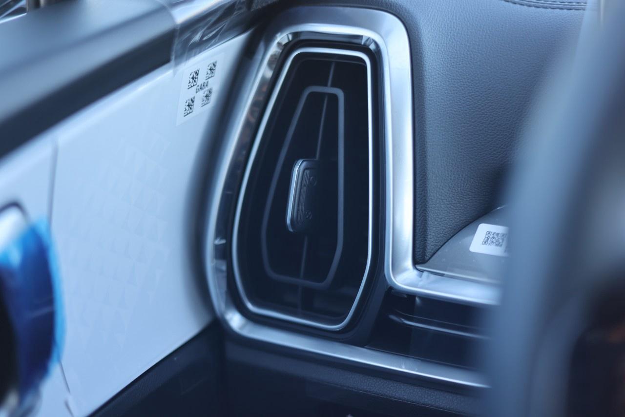 2026 Kia Sorento Plug-In Hybrid LX AWD Photo