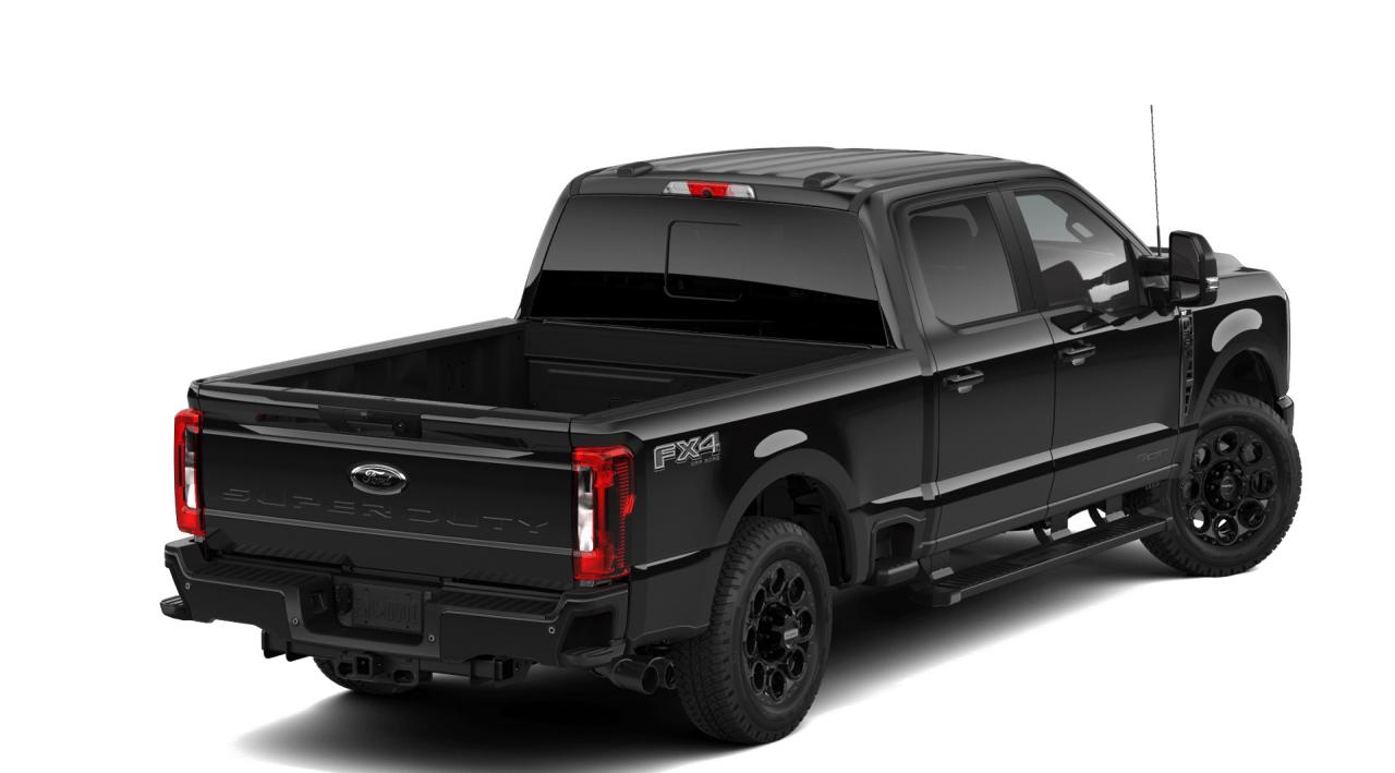 2026 Ford F-350 XLT Photo2