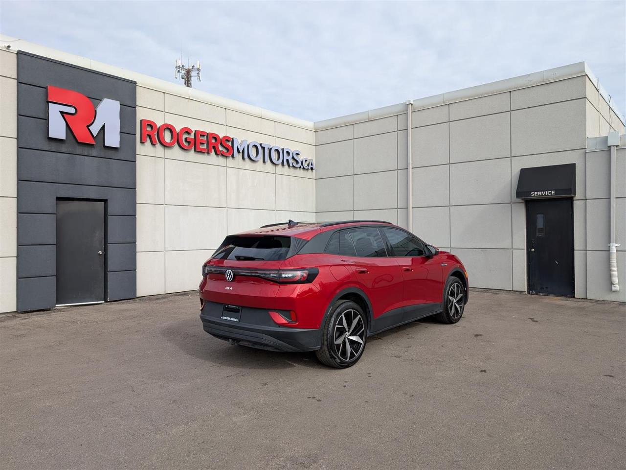 2023 Volkswagen ID4 PRO AWD - NAVI - PANO ROOF - TECH FEATS Photo4