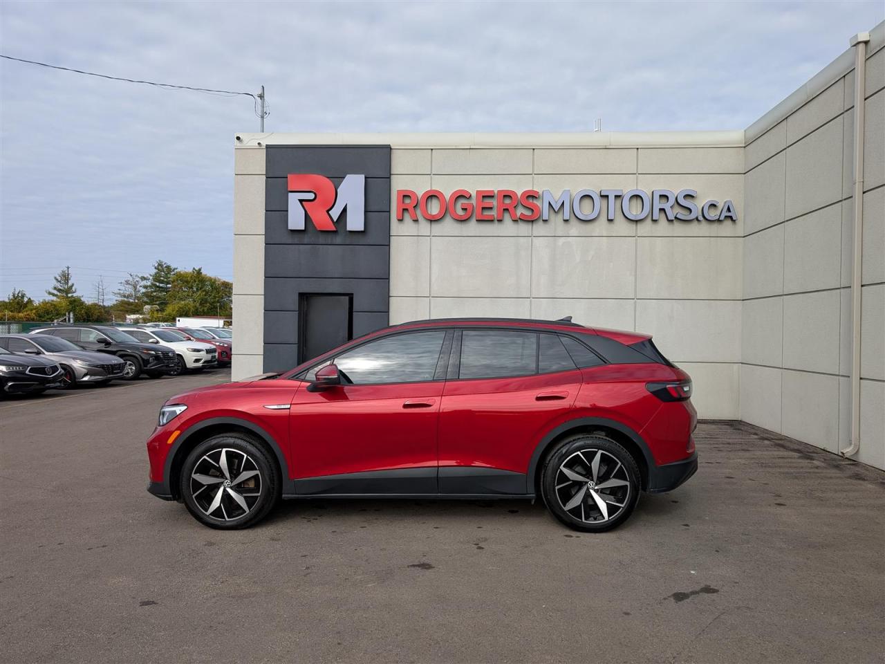 2023 Volkswagen ID4 PRO AWD - NAVI - PANO ROOF - TECH FEATS