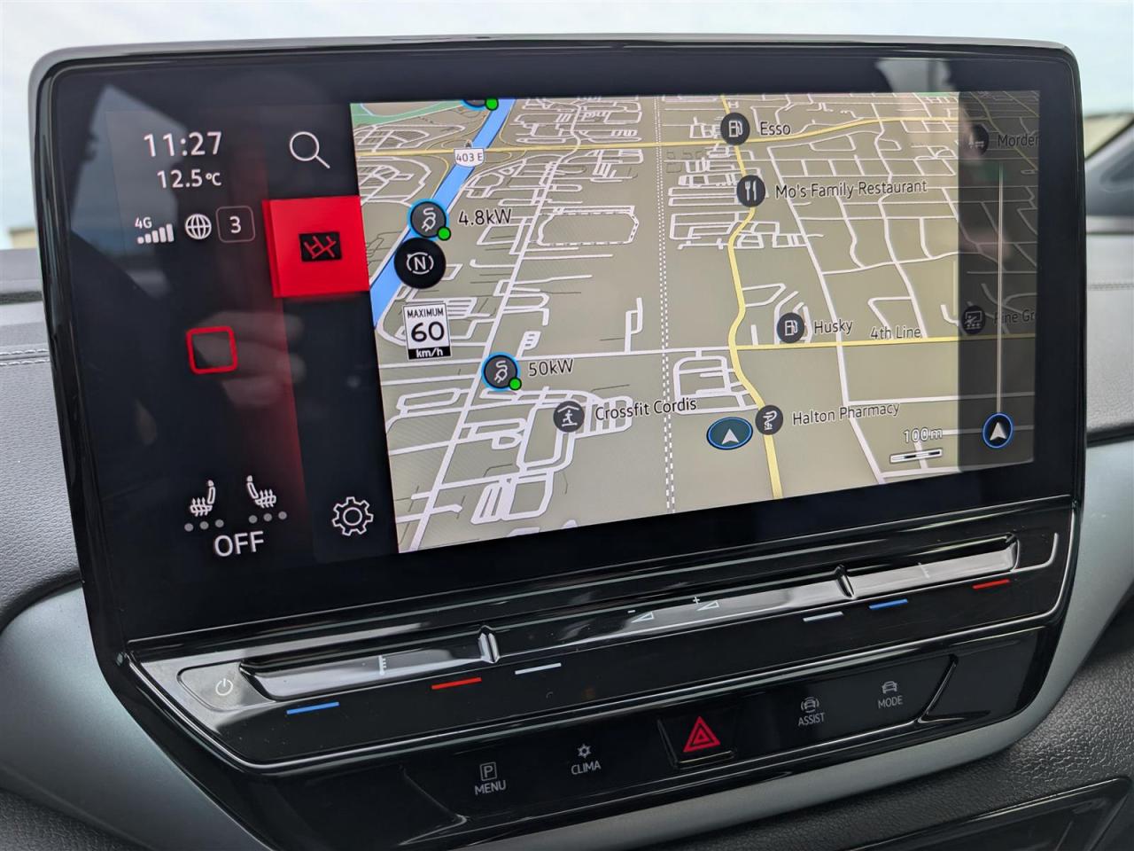 2023 Volkswagen ID4 PRO AWD - NAVI - PANO ROOF - TECH FEATS