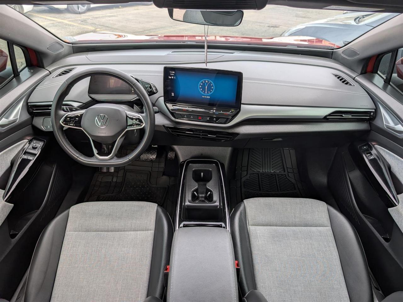 2023 Volkswagen ID4 PRO AWD - NAVI - PANO ROOF - TECH FEATS
