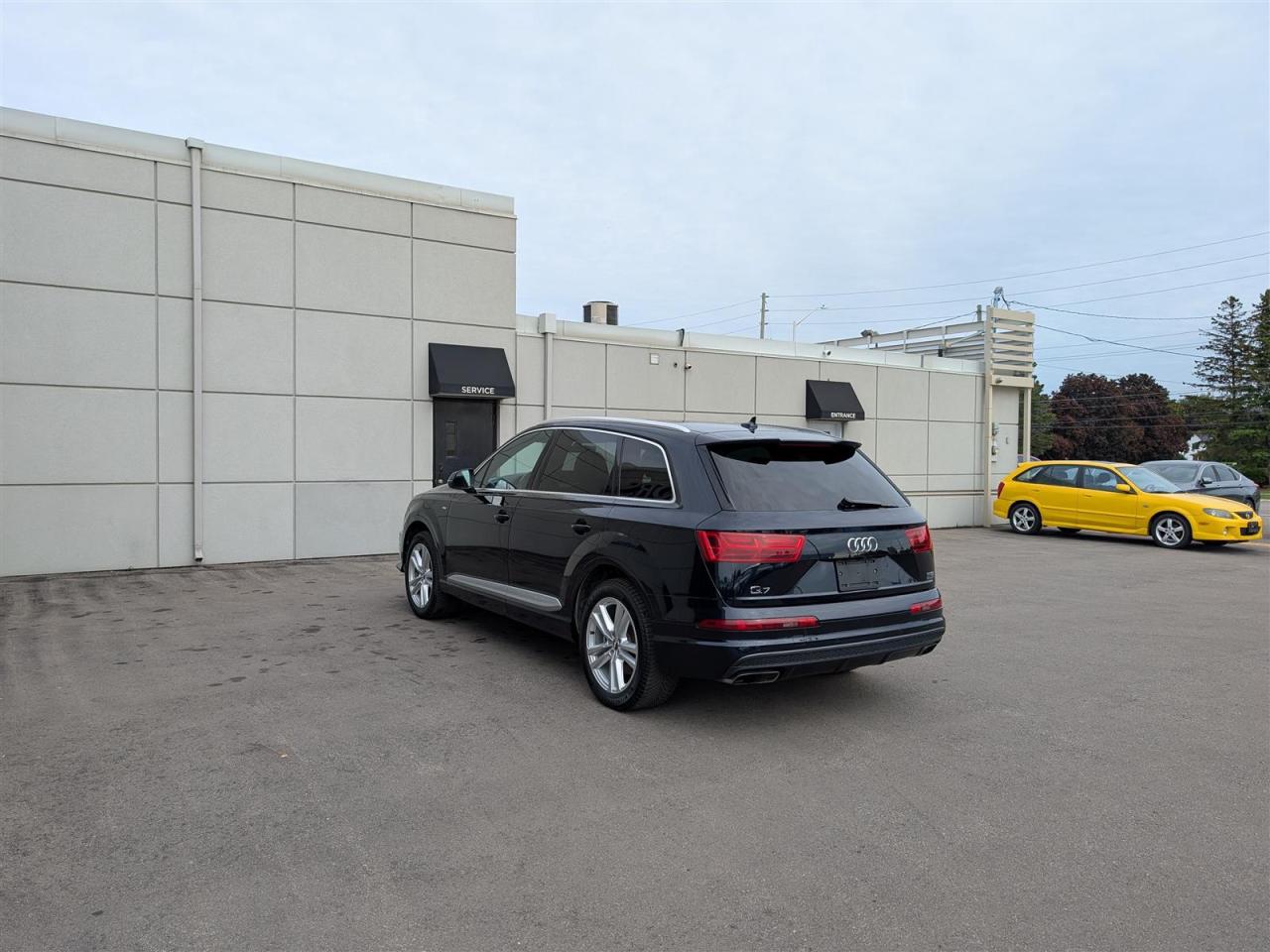2017 Audi Q7 QTRO - 7 PASS - NAVI - PANO ROOF - TECH FEATS