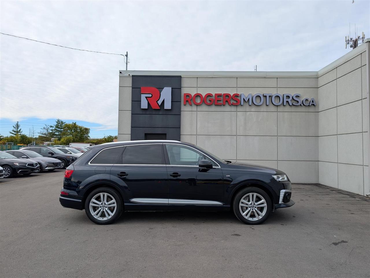 2017 Audi Q7 QTRO - 7 PASS - NAVI - PANO ROOF - TECH FEATS