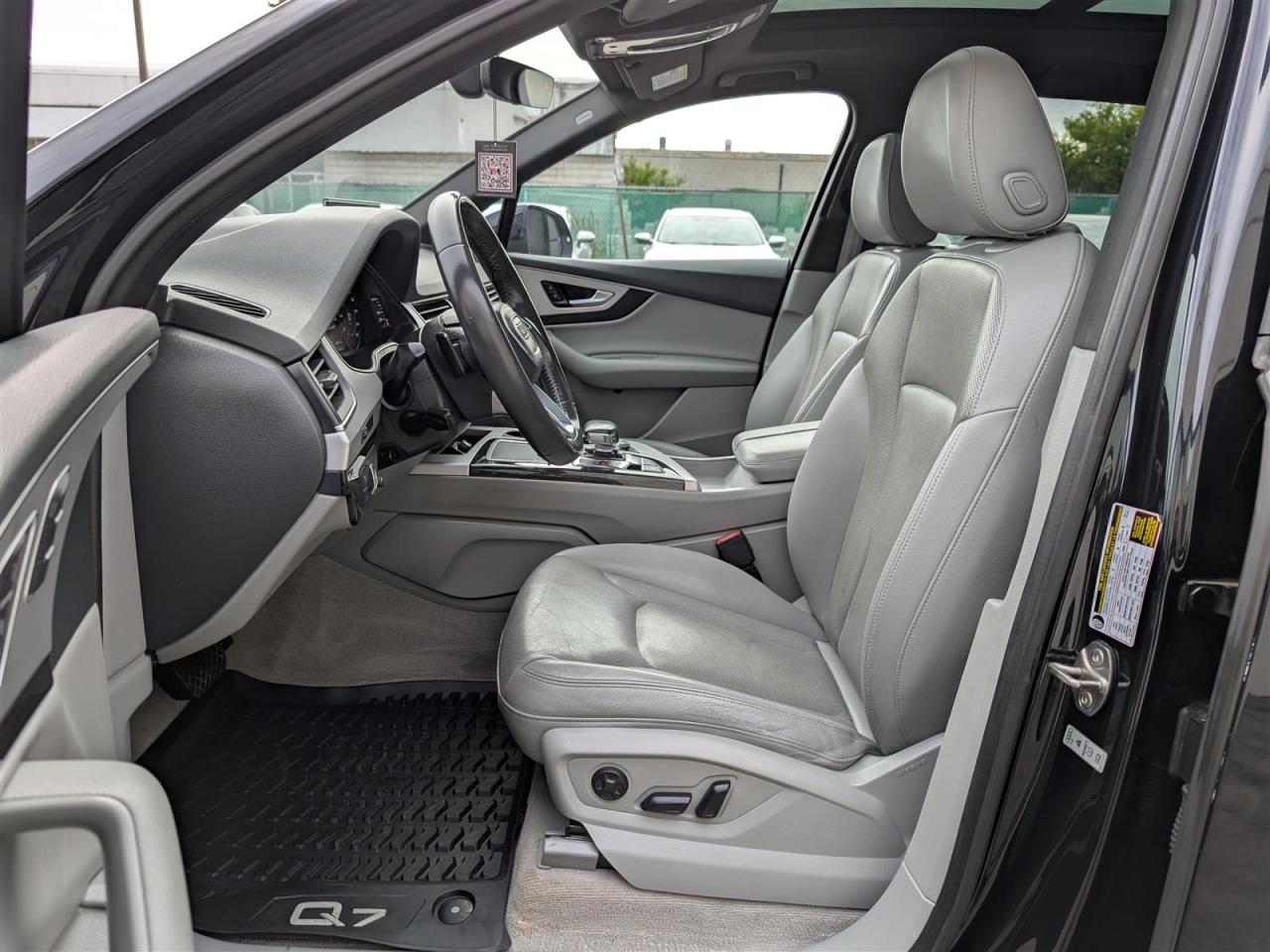 2017 Audi Q7 QTRO - 7 PASS - NAVI - PANO ROOF - TECH FEATS