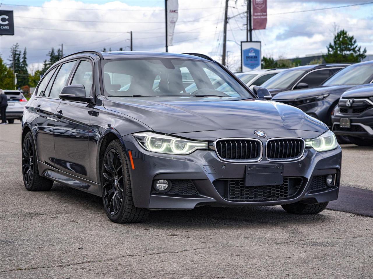 2019 BMW 330xi ** SALE PENDING BY NITIN ** Photo