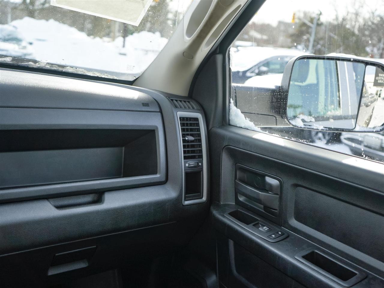 2022 RAM 1500 5.7L 4x4 V8 | LEATHER | NO ACCIDENTS Photo