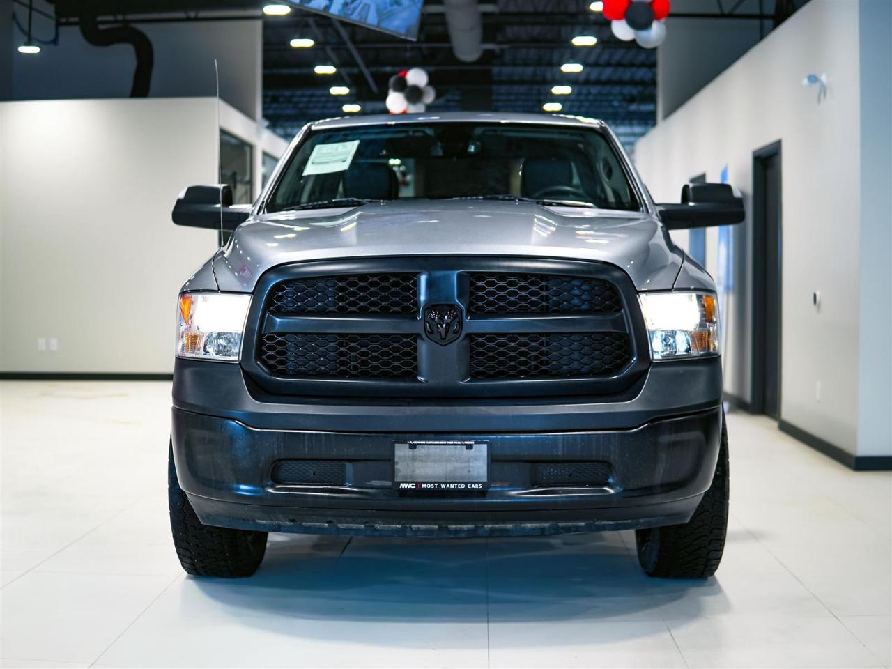2022 RAM 1500 Classic FULL LEATHER | Quad Cab | 5.7 HEMI V8 | 4X4 | TOW PKG | 20 INCH BLACK ALLOYS Photo2