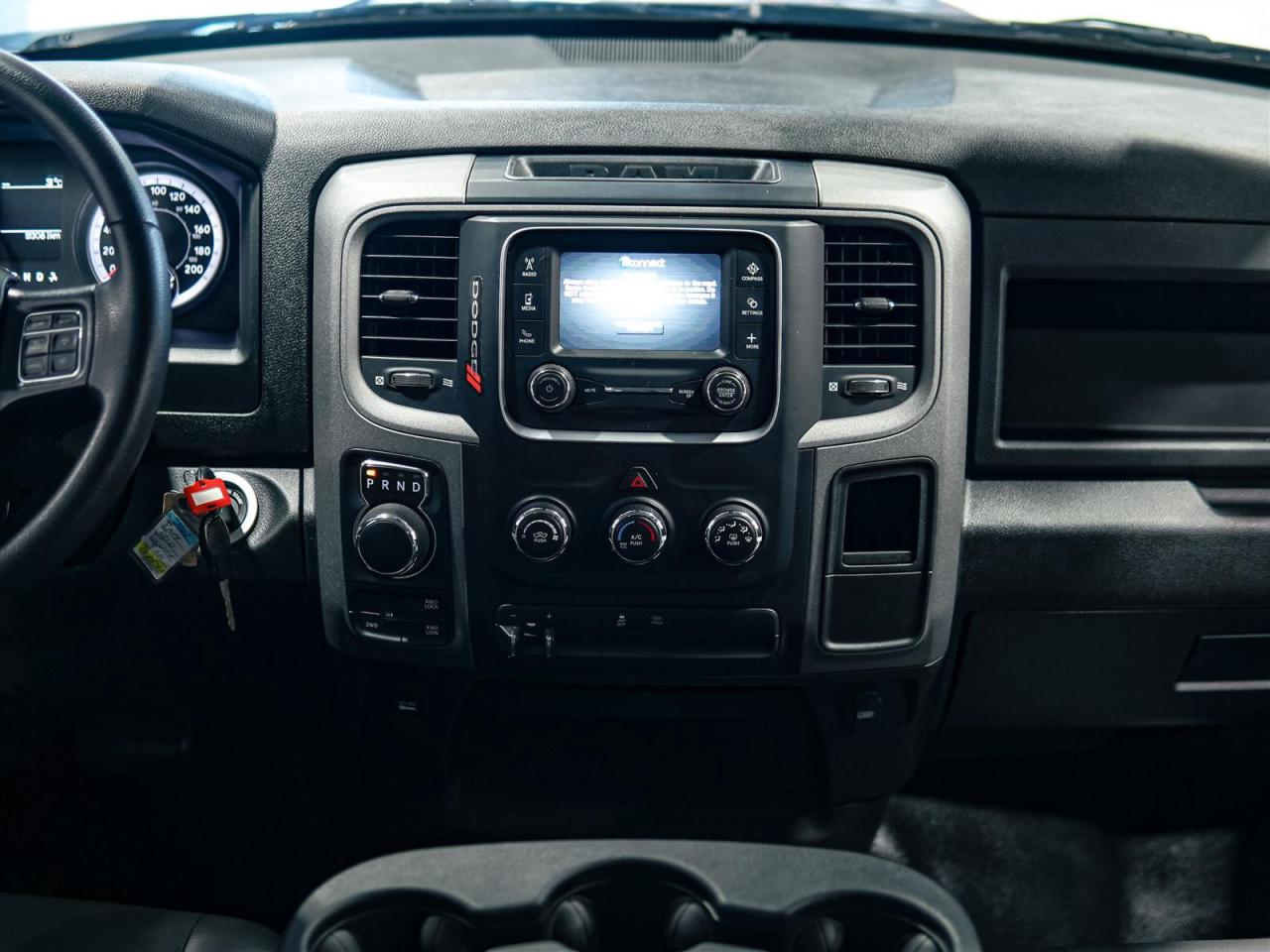2022 RAM 1500 Classic FULL LEATHER | Quad Cab | 5.7 HEMI V8 | 4X4 | TOW PKG | 20 INCH BLACK ALLOYS Photo