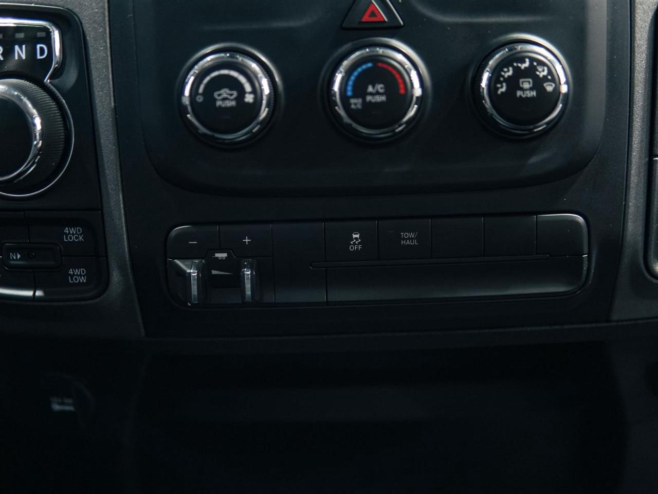 2022 RAM 1500 Classic FULL LEATHER | Quad Cab | 5.7 HEMI V8 | 4X4 | TOW PKG | 20 INCH BLACK ALLOYS Photo