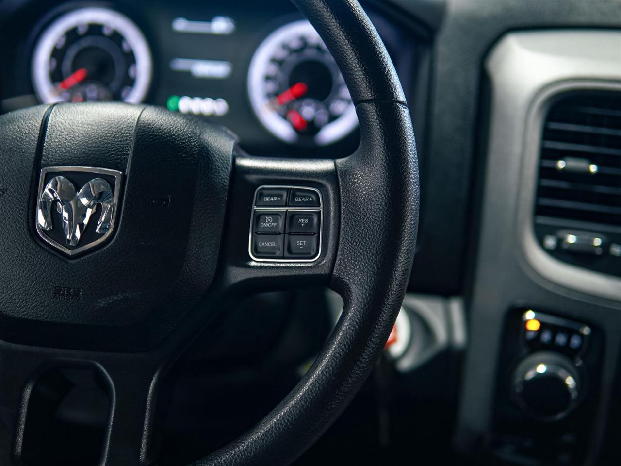 2022 RAM 1500 Classic FULL LEATHER | Quad Cab | 5.7 HEMI V8 | 4X4 | TOW PKG | 20 INCH BLACK ALLOYS Photo